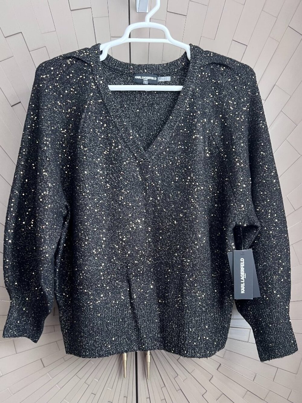 NWT Karl Lagerfeld Black Gold Sparkle Long Sleeve Sweater Large